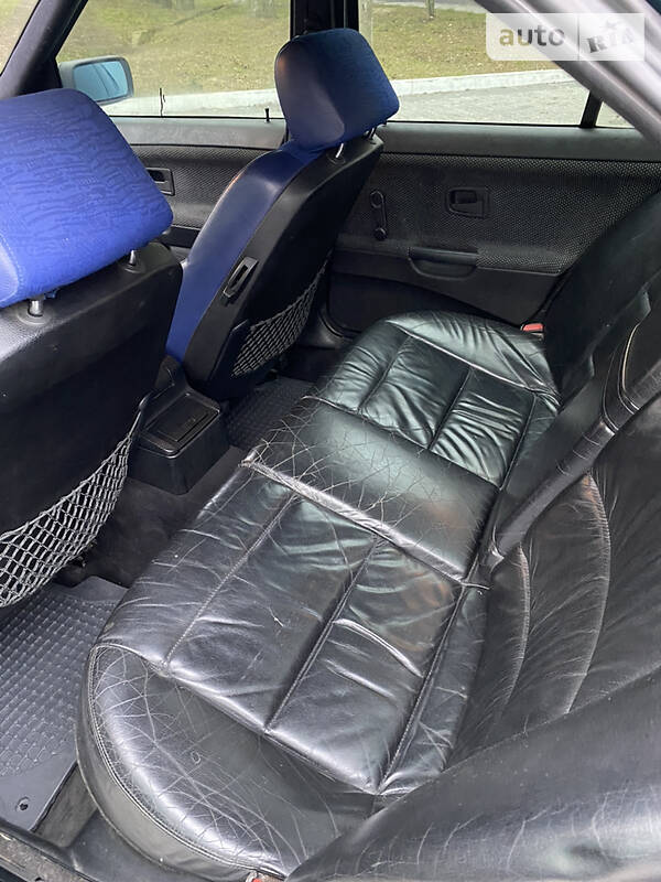 Седан BMW 3 Series 1995 в Васильевке