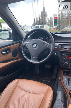 Седан BMW 3 Series 2011 в Одессе