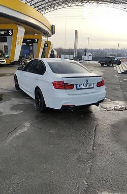Седан BMW 3 Series 2014 в Каменском