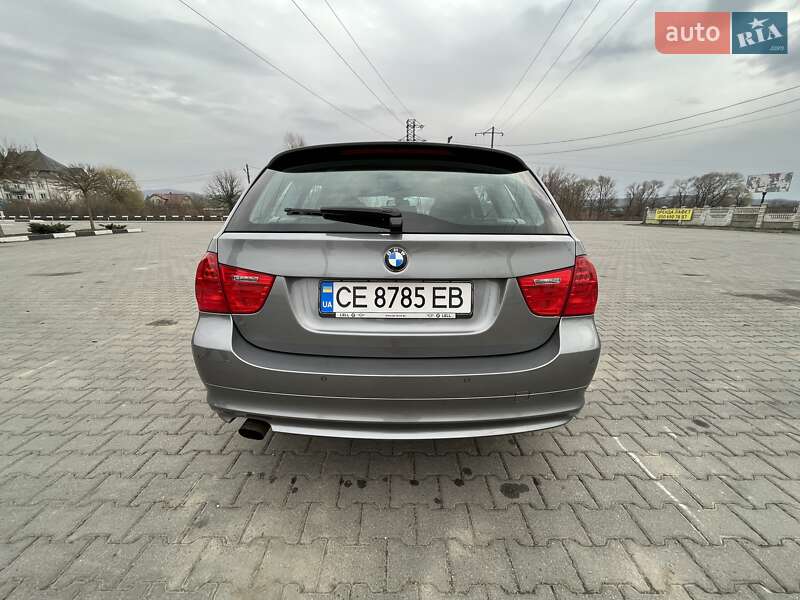 Універсал BMW 3 Series 2009 в Чернівцях