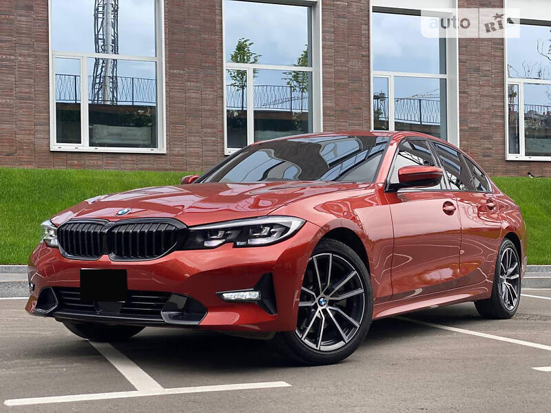 Седан BMW 3 Series 2019 в Тячеве