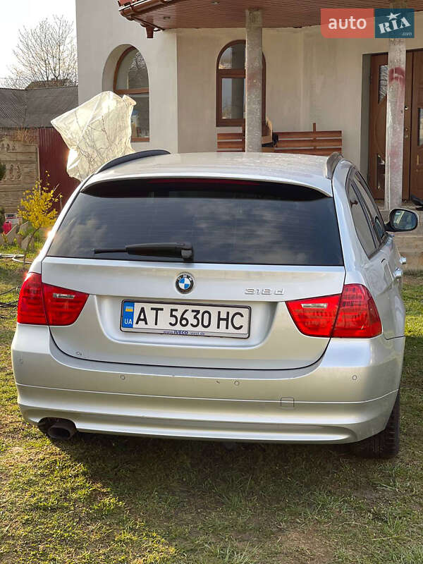 Универсал BMW 3 Series 2011 в Ивано-Франковске