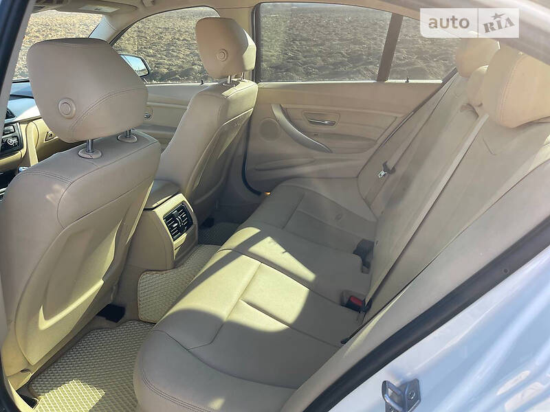 Седан BMW 3 Series 2014 в Львове фото 9 Седан BMW 3 Series 2014 в Львове