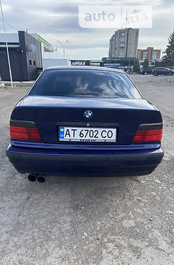 Седан BMW 3 Series 1996 в Коломые