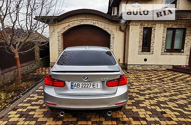 Седан BMW 3 Series 2014 в Виннице