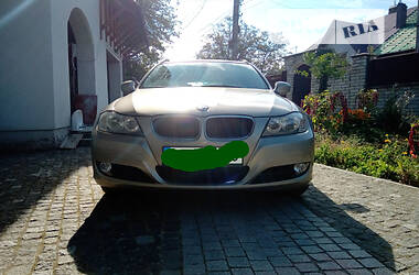 Минивэн BMW 3 Series 2011 в Львове