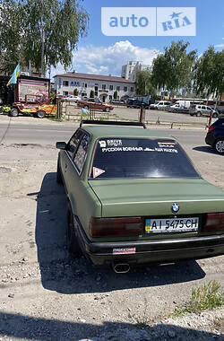 Купе BMW 3 Series 1985 в Черкассах