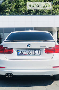 Седан BMW 3 Series 2013 в 