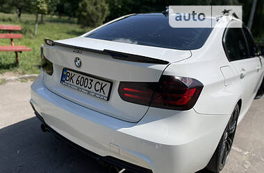 Седан BMW 3 Series 2013 в Ровно