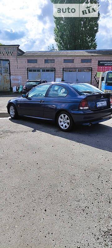 Хетчбек BMW 3 Series 2003 в Луцьку