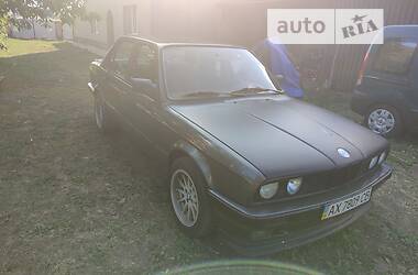 Седан BMW 3 Series 1984 в Сваляві