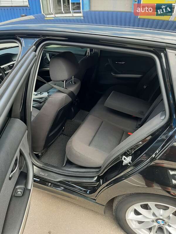Универсал BMW 3 Series 2011 в Запорожье