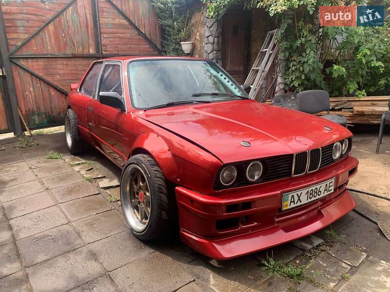Седан BMW 3 Series 1985 в Харкові