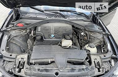 Седан BMW 3 Series 2012 в Умані