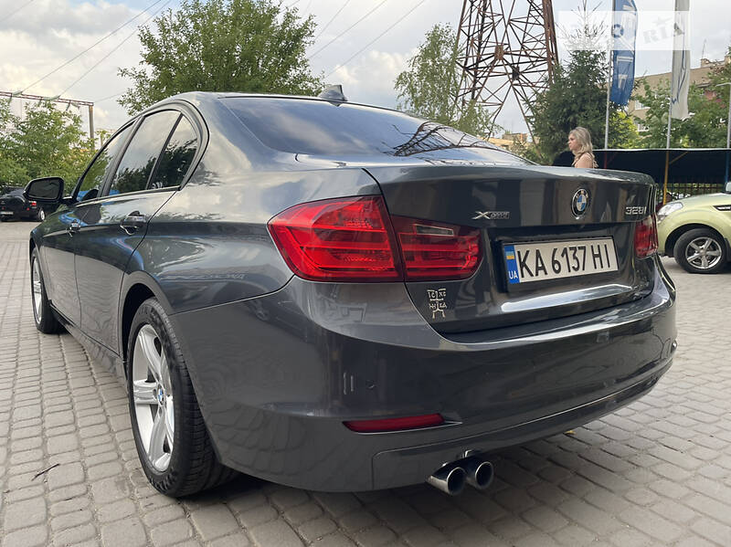 Седан BMW 3 Series 2015 в Боярке