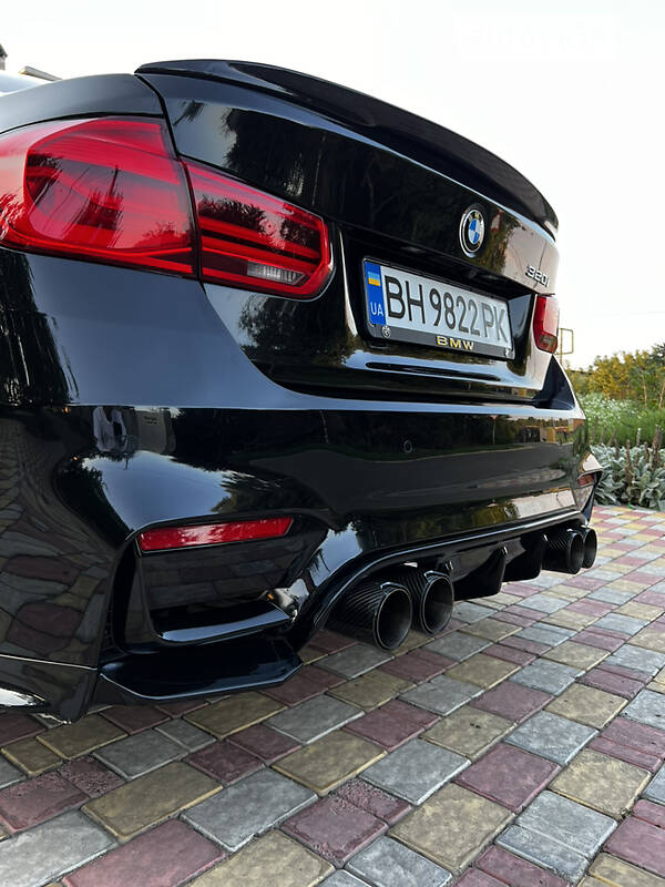 Седан BMW 3 Series 2016 в Одесі