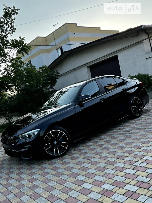 Седан BMW 3 Series 2016 в Одесі