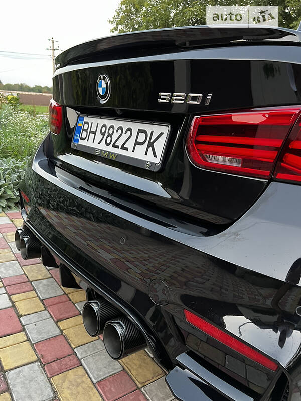 Седан BMW 3 Series 2016 в Одесі
