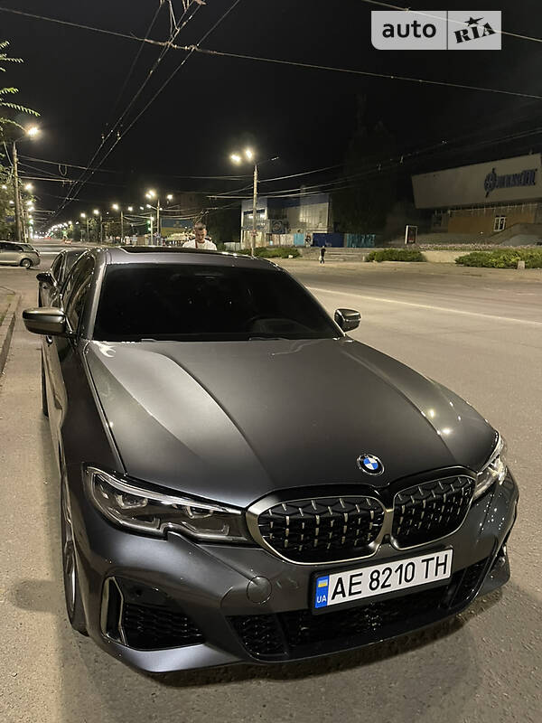 Седан BMW 3 Series 2019 в Кривом Роге