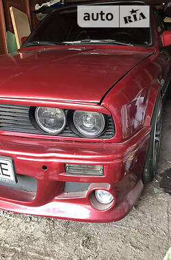 Седан BMW 3 Series 1986 в 