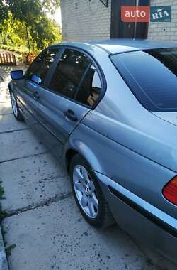 Седан BMW 3 Series 2003 в 