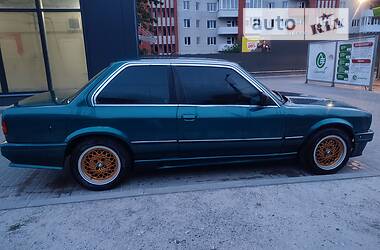 Купе BMW 3 Series 1986 в 