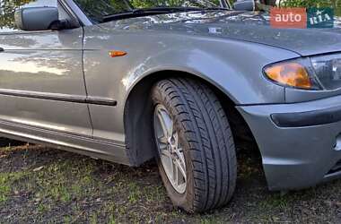 Седан BMW 3 Series 2003 в Першотравенске