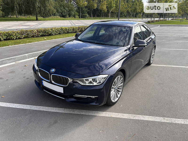 Седан BMW 3 Series 2013 в Дніпрі