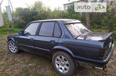 Седан BMW 3 Series 1989 в Львове