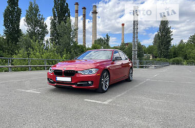 Седан BMW 3 Series 2014 в Києві