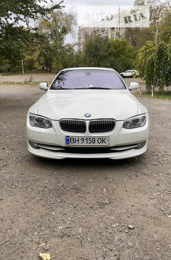 Кабриолет BMW 3 Series 2011 в Одессе