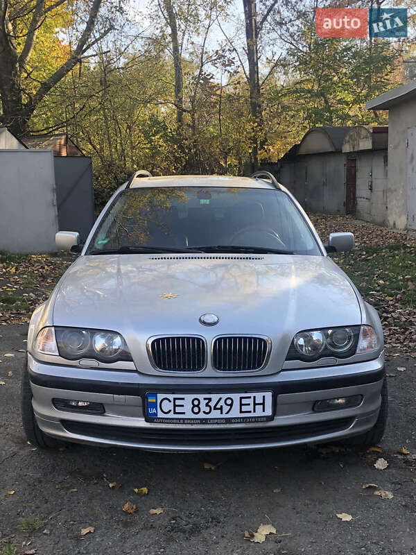 Універсал BMW 3 Series 2000 в Чернівцях
