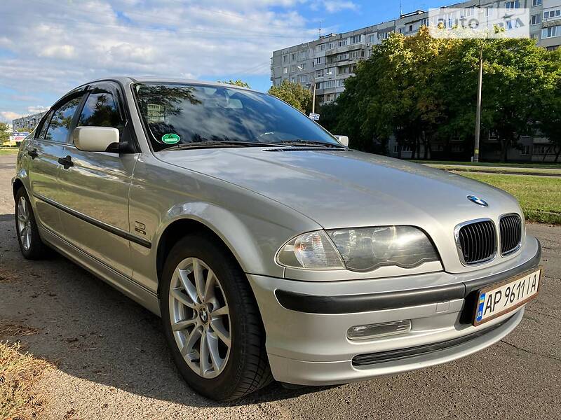 Седан BMW 3 Series 2000 в Запоріжжі