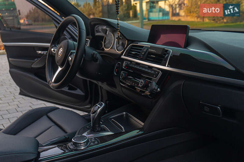 Седан BMW 3 Series 2016 в Ужгороде фото 27 Седан BMW 3 Series 2016 в Ужгороде