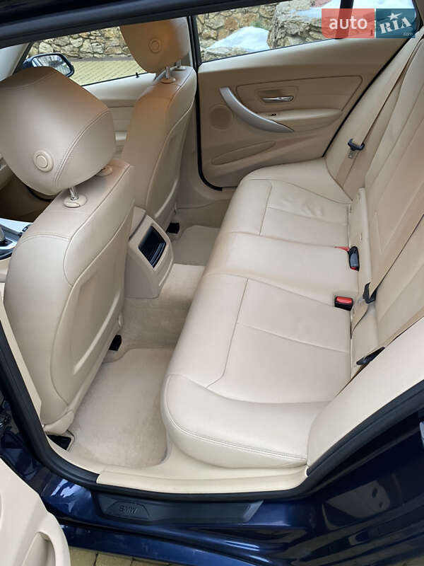 Универсал BMW 3 Series 2015 в Ровно