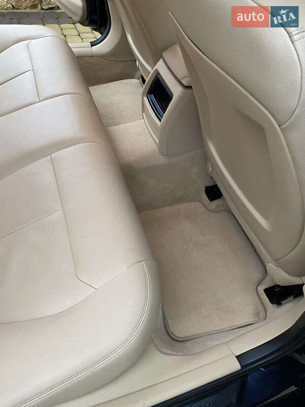 Универсал BMW 3 Series 2015 в Ровно