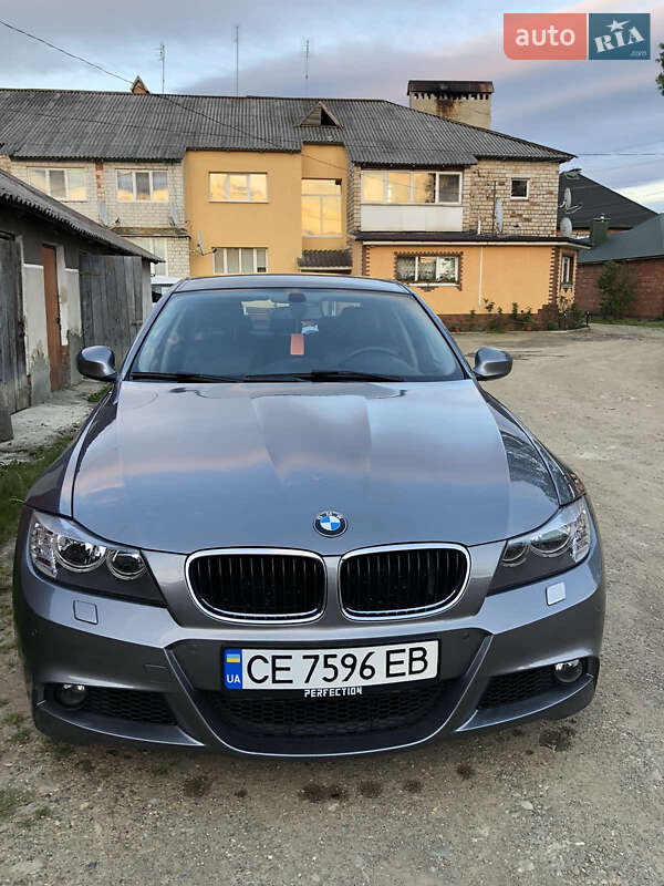 Седан BMW 3 Series 2009 в Сторожинці