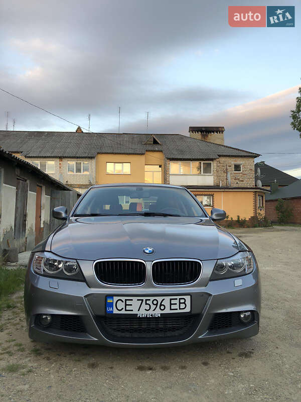 Седан BMW 3 Series 2009 в Сторожинці