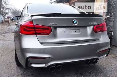 Седан BMW 3 Series 2015 в Вишневом