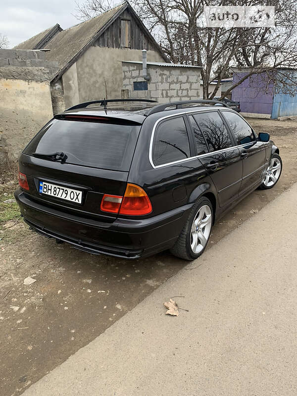 Универсал BMW 3 Series 2001 в Березовке
