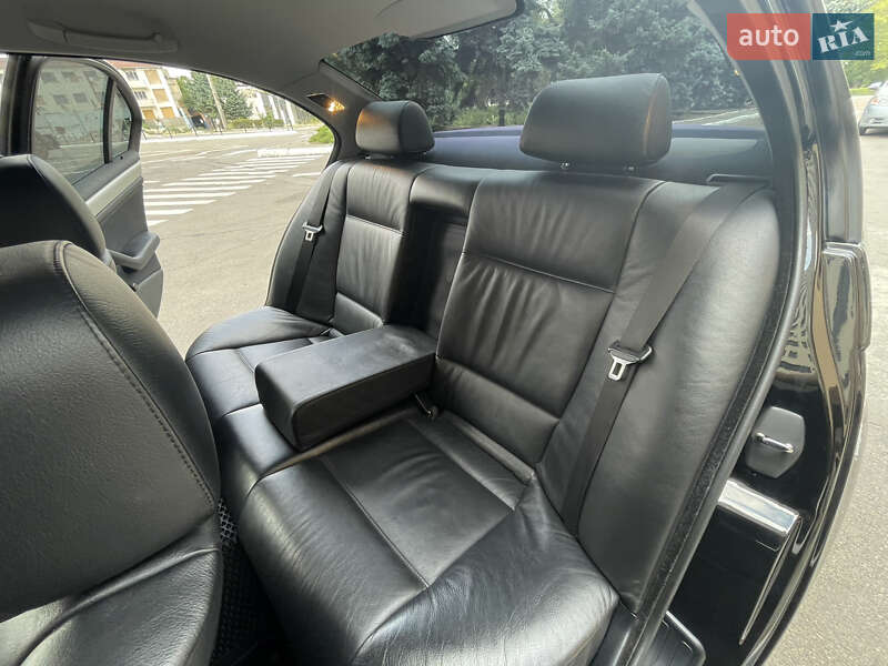 Седан BMW 3 Series 2001 в Чорноморську
