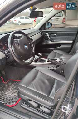 Универсал BMW 3 Series 2006 в  фото 9 Универсал BMW 3 Series 2006 в