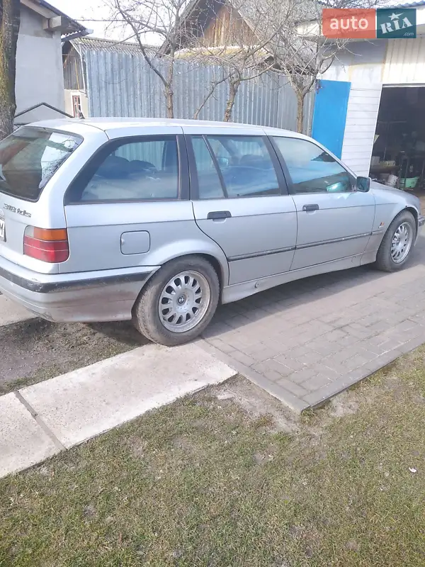 BMW 3 Series 1997 VIN WBACA91000KA22470 фото оголошення 9 з 42