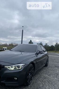 Седан BMW 3 Series 2015 в 