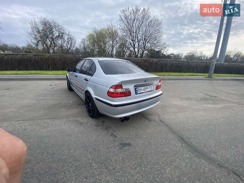 Седан BMW 3 Series 2002 в Одессе