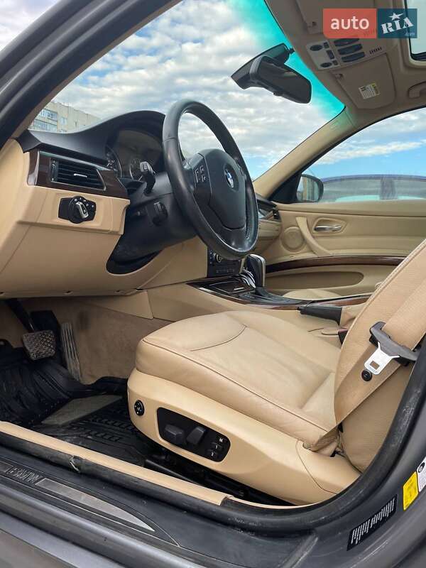Седан BMW 3 Series 2008 в Львове