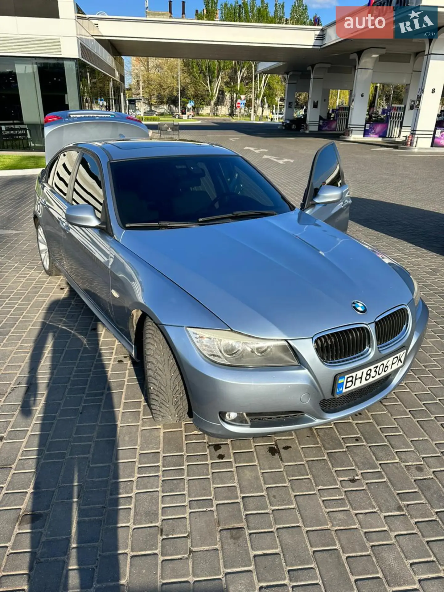 2010 BMW 3er - мініатюра 10