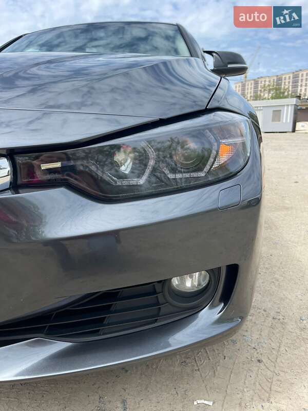 Седан BMW 3 Series 2013 в Одесі