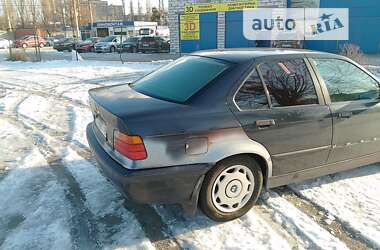 Седан BMW 3 Series 1993 в Києві