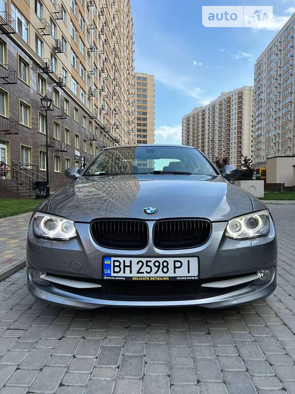 Купе BMW 3 Series 2011 в Одесі